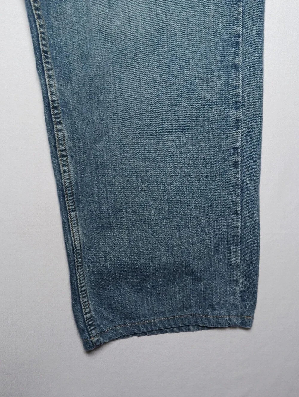 Levis comfortable men